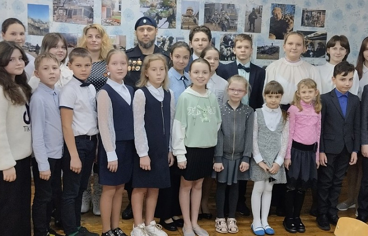 Своих не бросаем