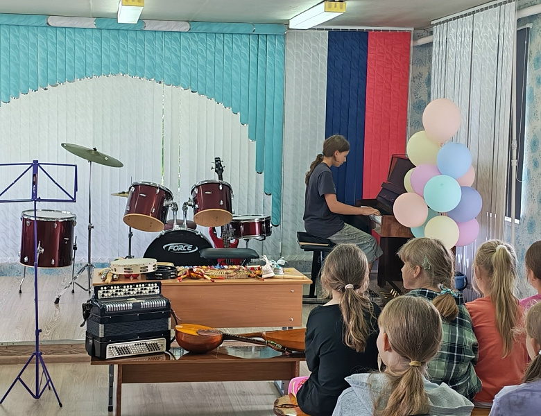 Экскурсия в детскую школу искусств
