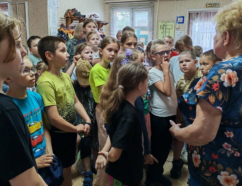 Экскурсия в детскую школу искусств