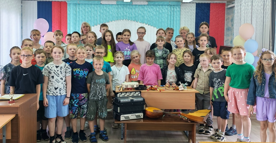 Экскурсия в детскую школу искусств