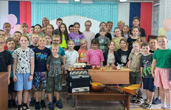 Экскурсия в детскую школу искусств