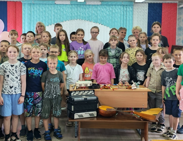 Экскурсия в детскую школу искусств
