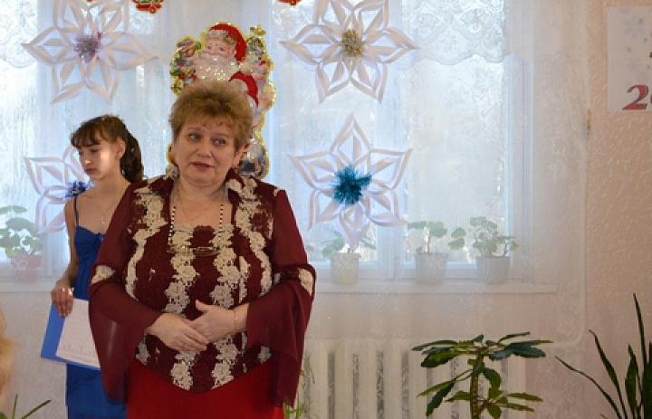Новогодний концерт "Новогодние хлопушки" и посвящение первоклассников в музыканты
